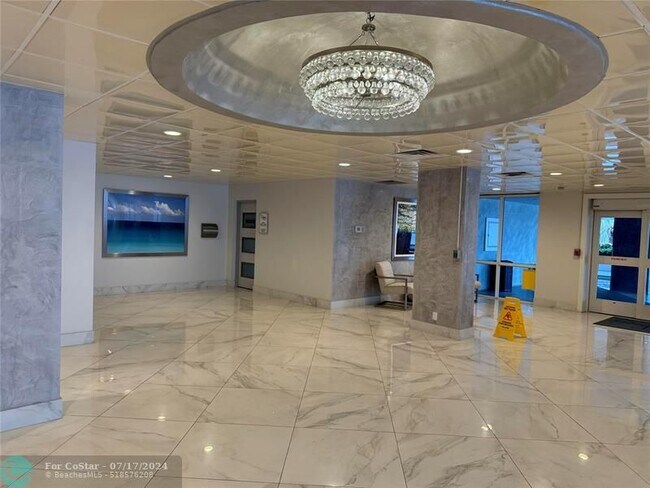 Foto del edificio - 3850 Galt Ocean Dr
