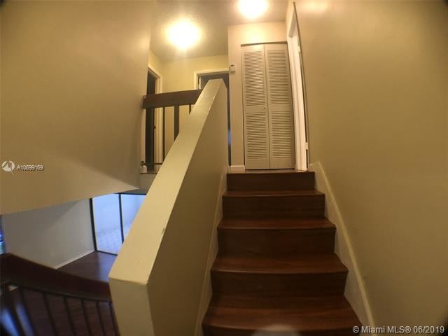 Foto del edificio - 4724 SW 67 Ave  E3