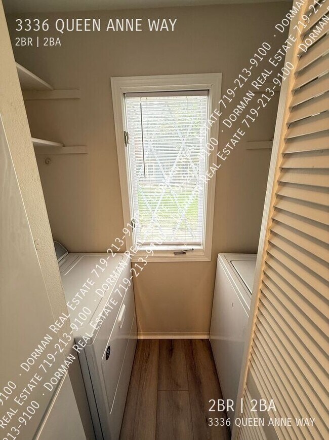 Building Photo - 3336 Queen Anne Way