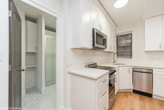 Building Photo - 14 Westland Ave
