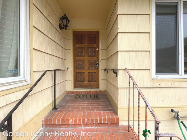 Building Photo - 4 br, 3 bath House - 3390 Fleetwood Drive