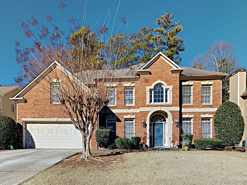 Primary Photo - 1040 Queensgate Dr SE