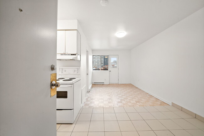 Photo du bâtiment - 1240-1250 du Fort