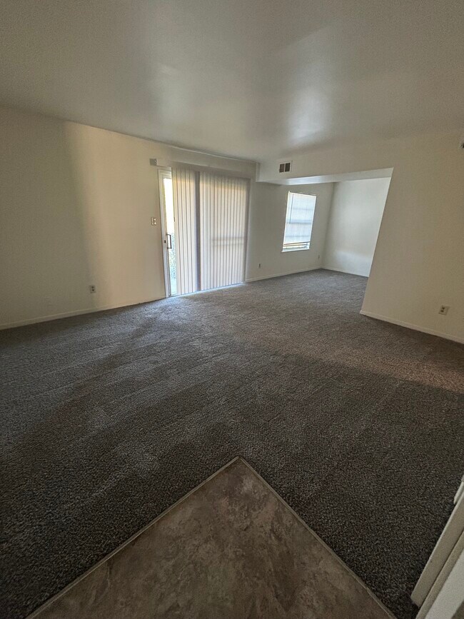 Sala de estar - Lakeside at Walnut Hills