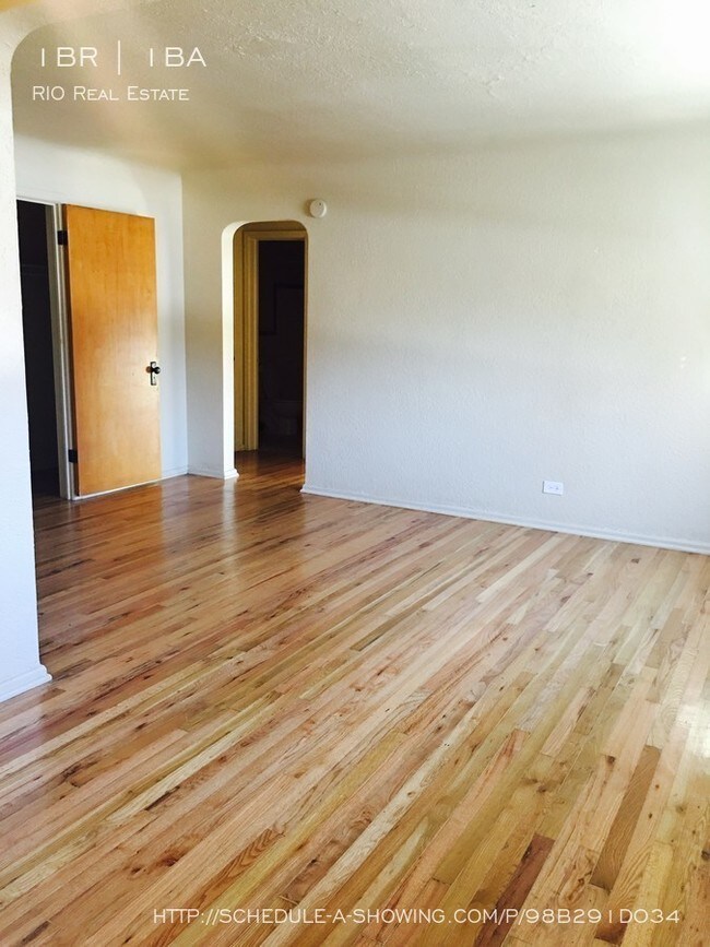 Building Photo - 1520 Grape St