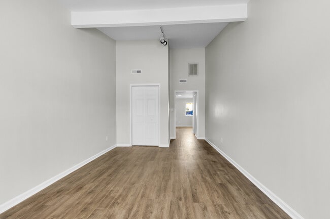 Foto del edificio - 18 Harbour Walk Townhouses