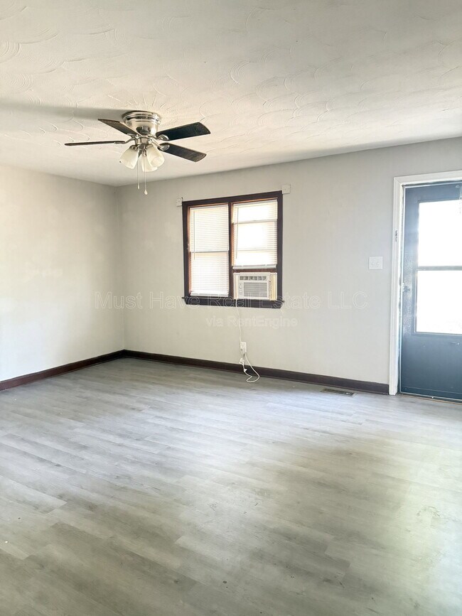 Foto del edificio - 1255 22nd St NE
