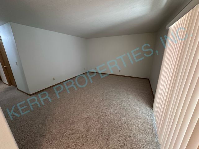 Building Photo - Discover Spacious Living: 2-Bed, 2-Bath Gem in Gresham!