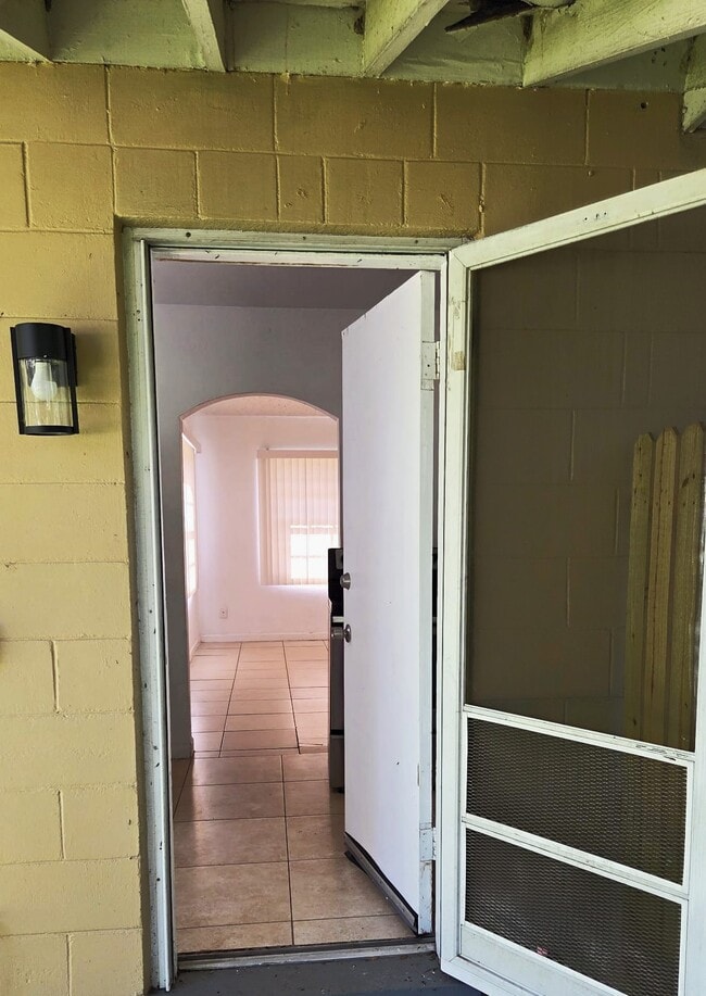Foto del edificio - 212 E Drury Ave