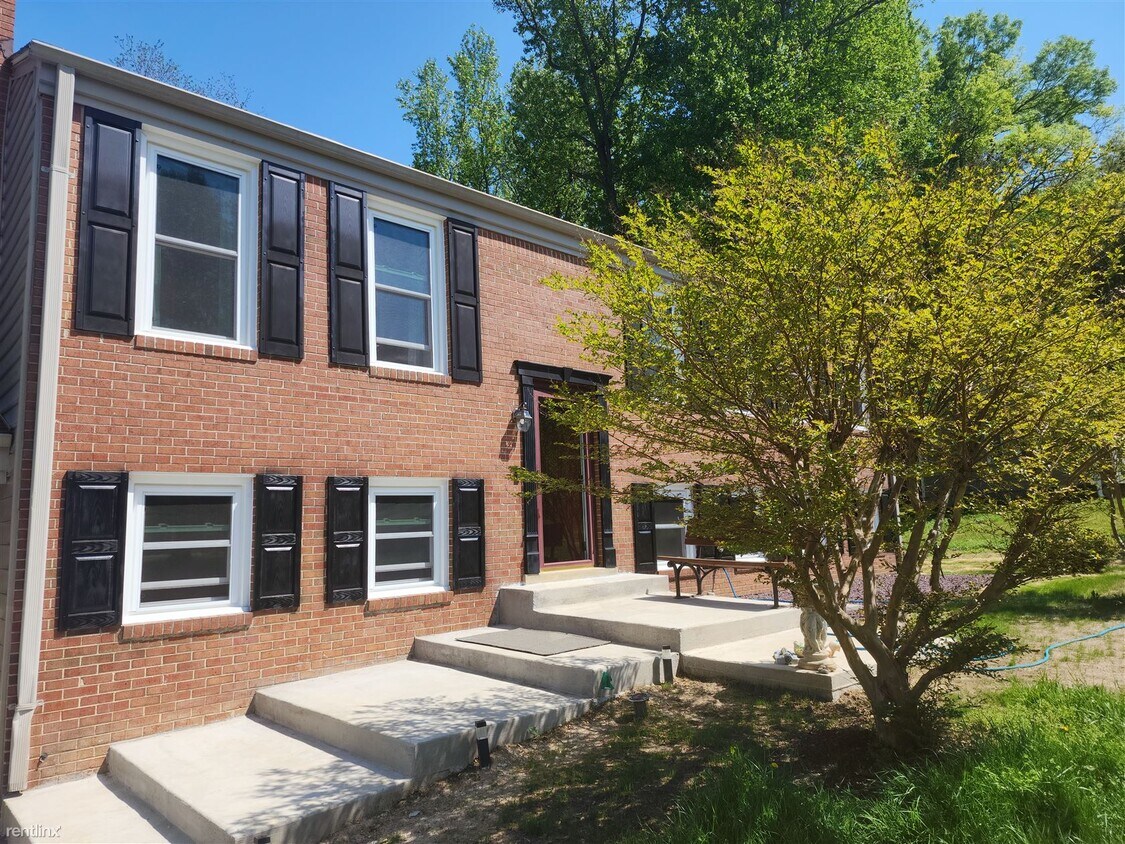 8925 Locust St, Waldorf, MD 20603 House Rental in Waldorf, MD