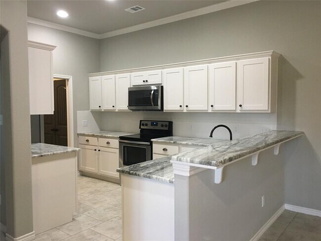 Building Photo - 1756 Heath Dr