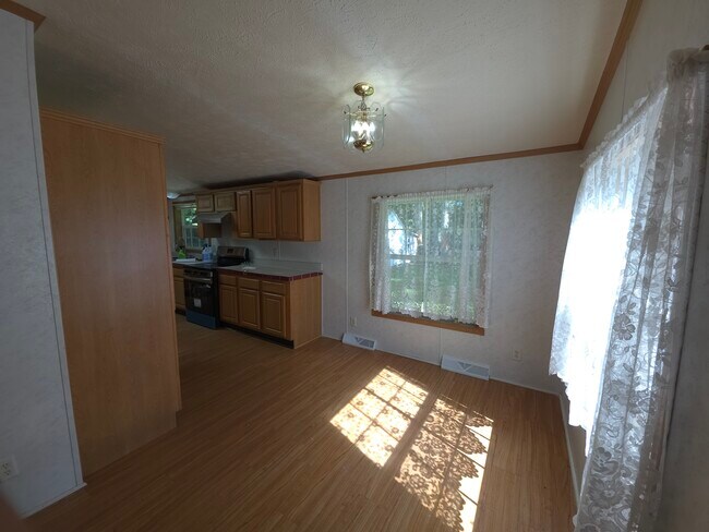 Foto del edificio - 27318 Dogwood Ln