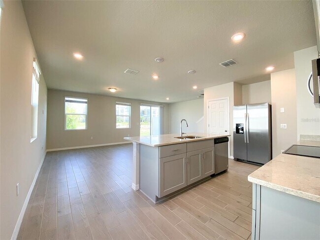 Building Photo - 755 Legacy Dr