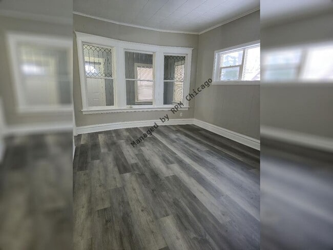 Building Photo - 3240 W 64th Pl
