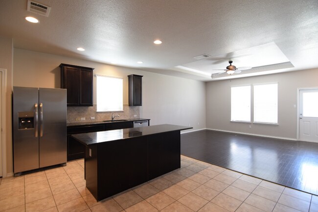 Foto del edificio - 208 W Orion Dr