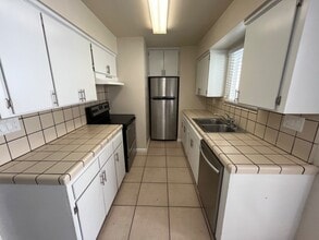 Building Photo - 290 E El Paso Ave