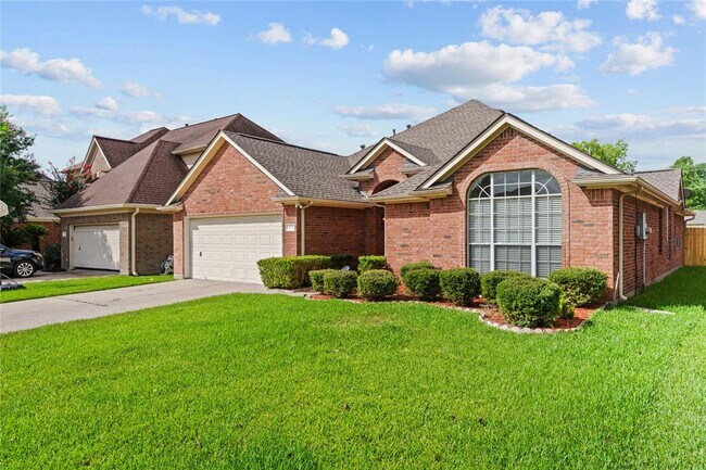 Foto del edificio - 10115 Willow Crossing Dr