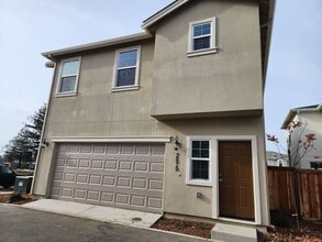 Building Photo - 2916 Liscum St
