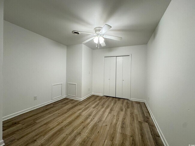 Building Photo - 91 Freedom Way