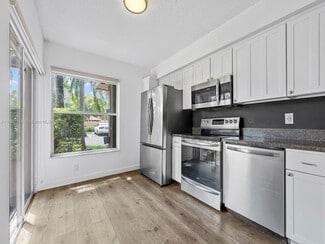 Building Photo - 3239 NW 44th St