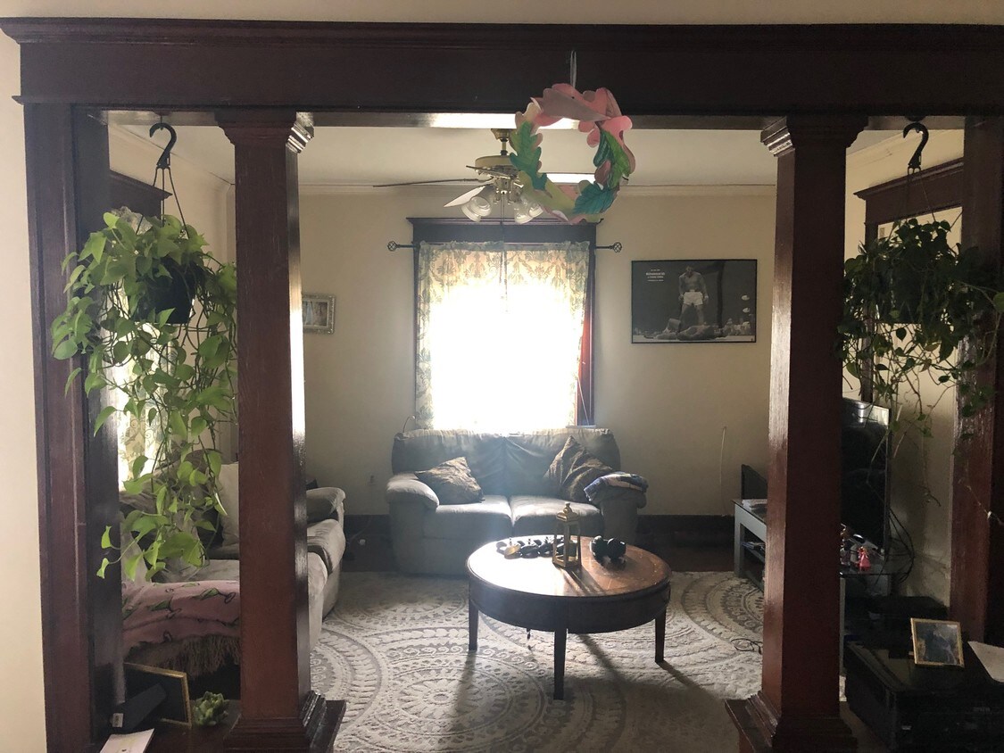 258 N Main St, Ansonia, CT 06401 Apartments in Ansonia, CT