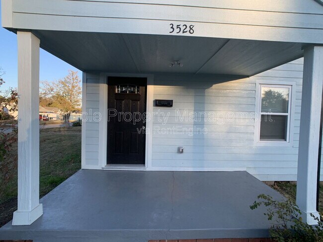 Foto del edificio - 3528 NW 26th St