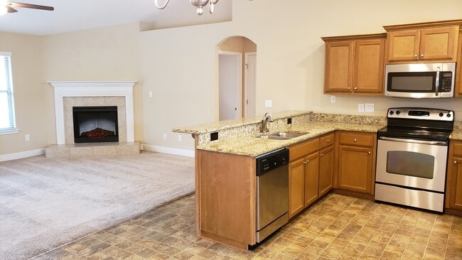 Building Photo - 6328 Parakeet Trail