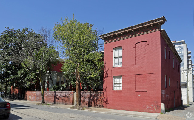 Foto del edificio - 200 W. Franklin Street