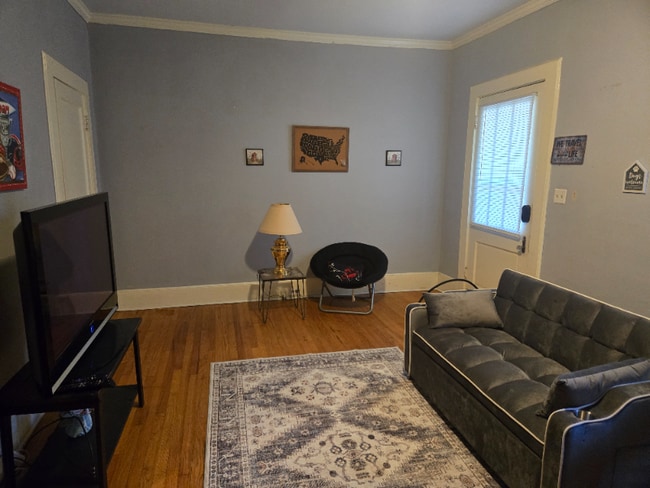 Foto del edificio - 2215 Marion St