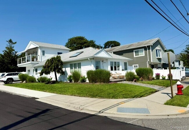 Foto del edificio - 2174 Bay Blvd