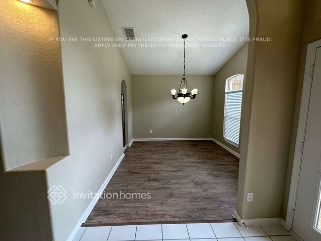 Building Photo - 101 Brookshire Ct