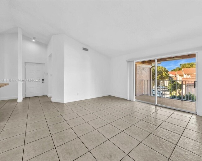 Building Photo - 15770 SW 106th Terrace
