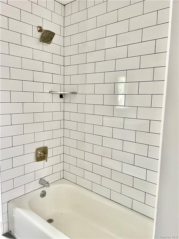 Building Photo - 22 E Park Pl