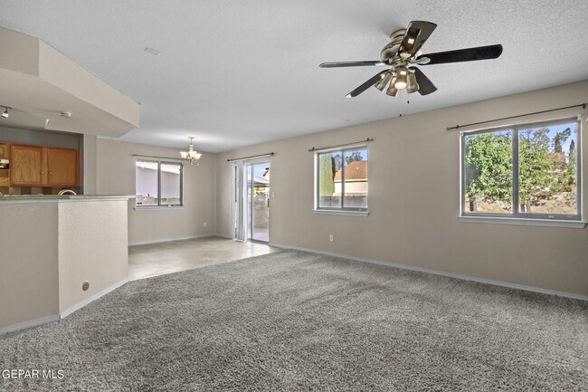 Foto del edificio - 3956 Tierra Fiji Ln