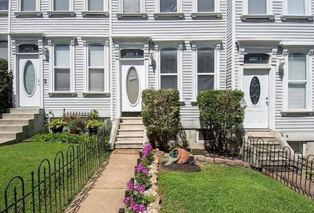 Foto del edificio - 2321 Rutger St