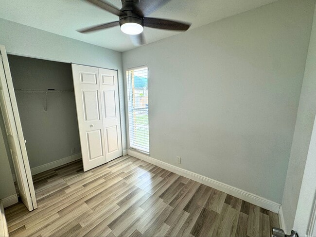 Foto del edificio - 4501 Treehouse Ln