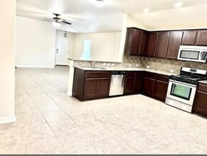 Building Photo - 319 Serene Hollow Ln