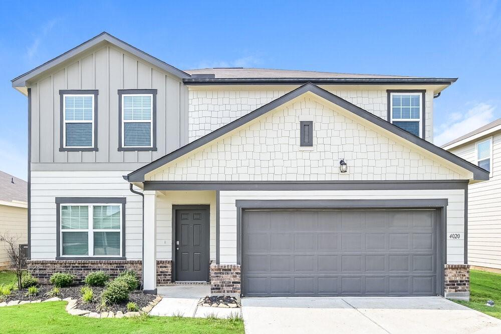 Primary Photo - 4020 Tulip Tree Ln