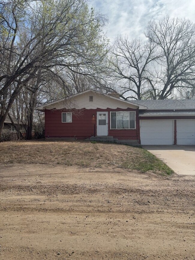 Foto del edificio - 526 N Frey Ave