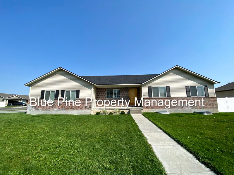 Foto principal - 4001 Summer Sun Dr