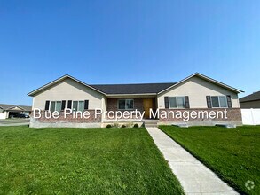 Building Photo - 4001 Summer Sun Dr