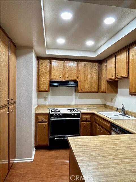 Foto del edificio - 14018 Clarkdale Ave