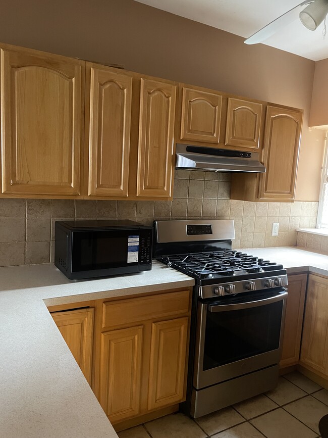 Foto del edificio - 1360 E Rittenhouse St