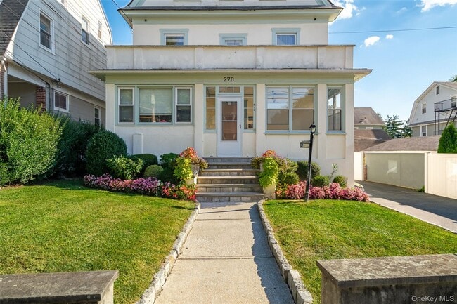 Foto del edificio - 270 Sickles Ave