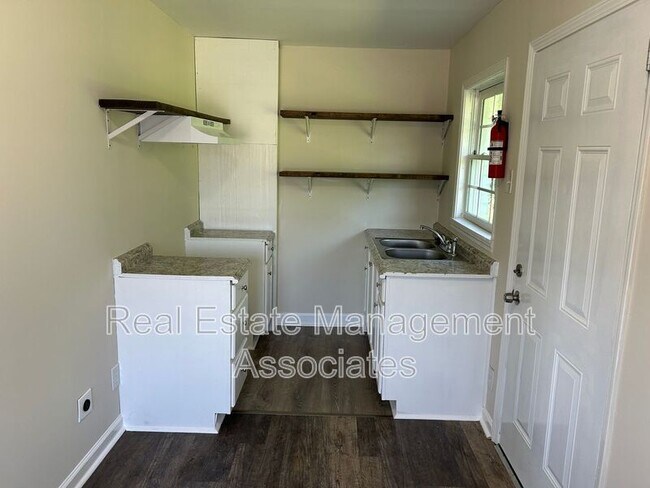 Foto del edificio - 728 W Taylor St