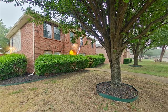 Building Photo - 712 Forest Creek