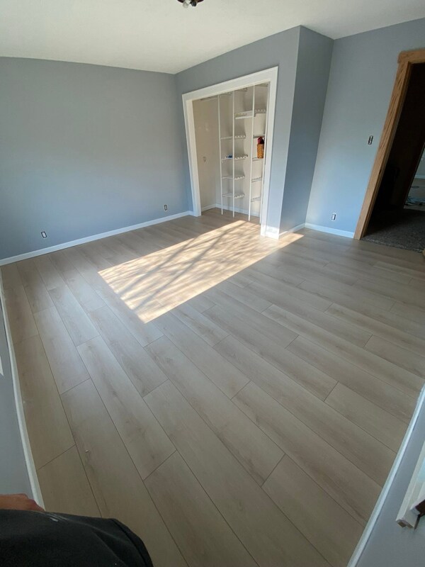 Building Photo - 1703 Skyline Heights