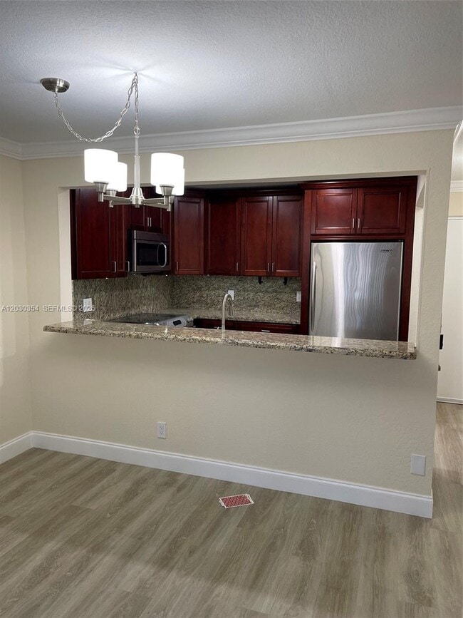 Foto del edificio - 5911 NE 14th Ln