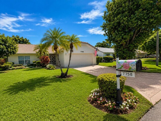 Foto del edificio - 7758 Cloverfield Cir