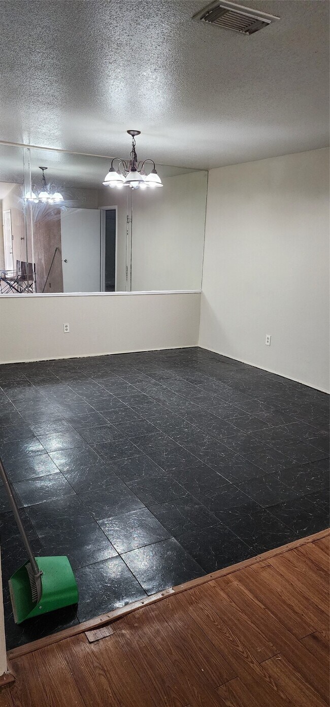 Building Photo - 6500 Sands Point Dr